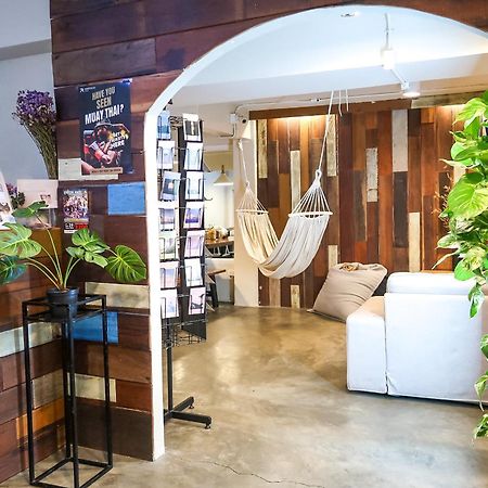 Qilombo Hostel Silom - Hq بانكوك المظهر الخارجي الصورة