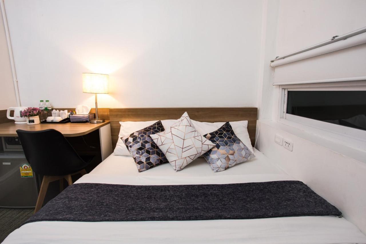 Qilombo Hostel Silom - Hq بانكوك المظهر الخارجي الصورة